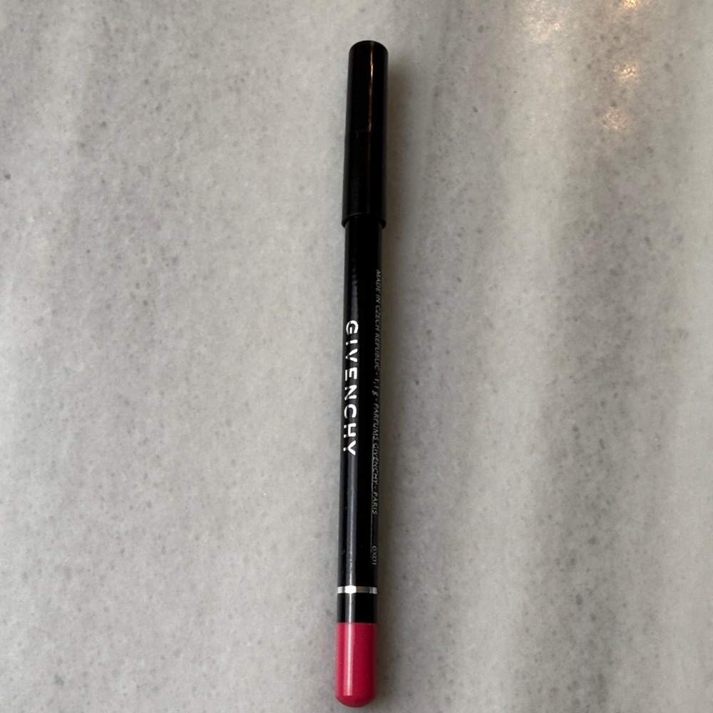 Givenchy Lip Liner - Bold Pink